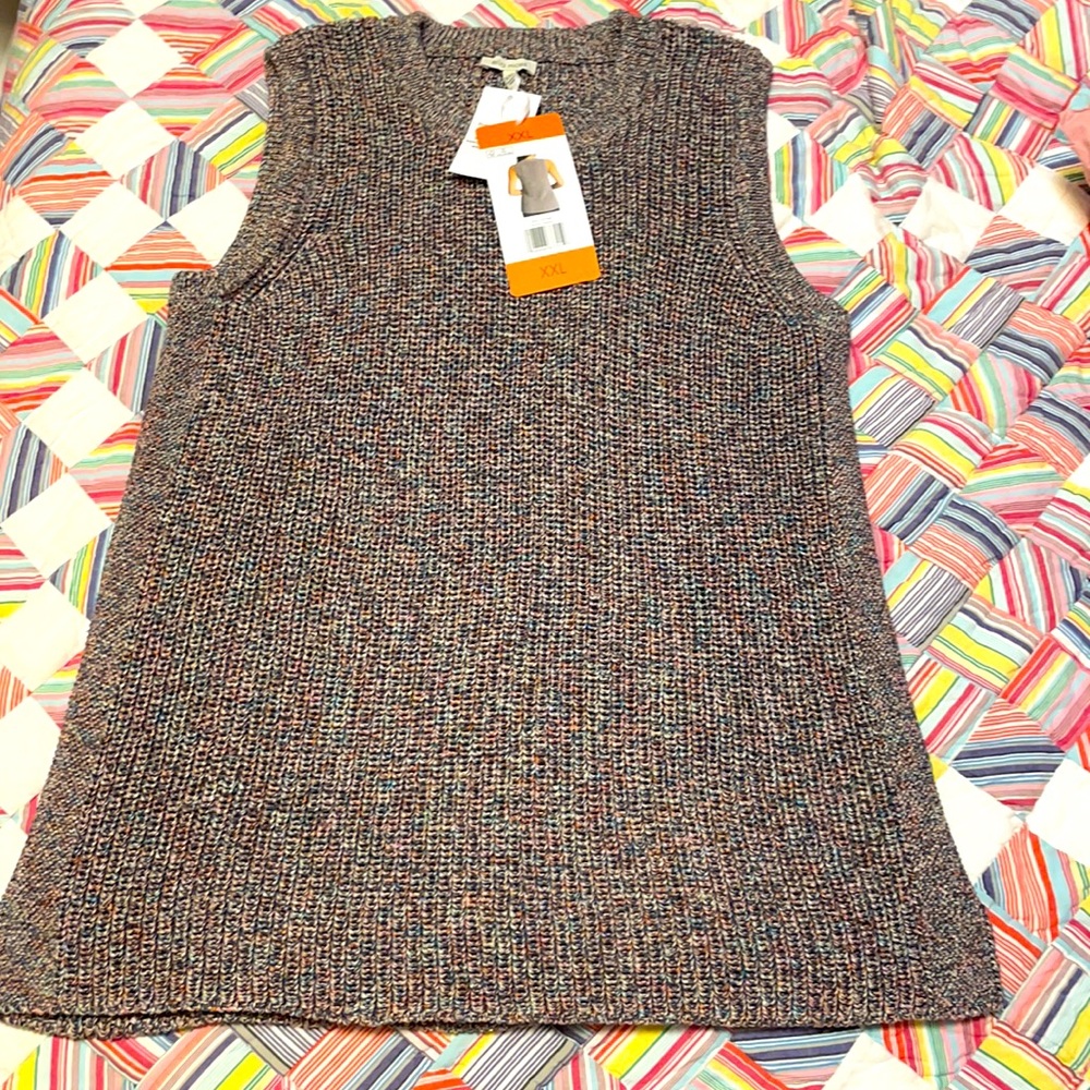 NWT ANTHROPOLOGIE SLEEVELESS SWEATER VEST